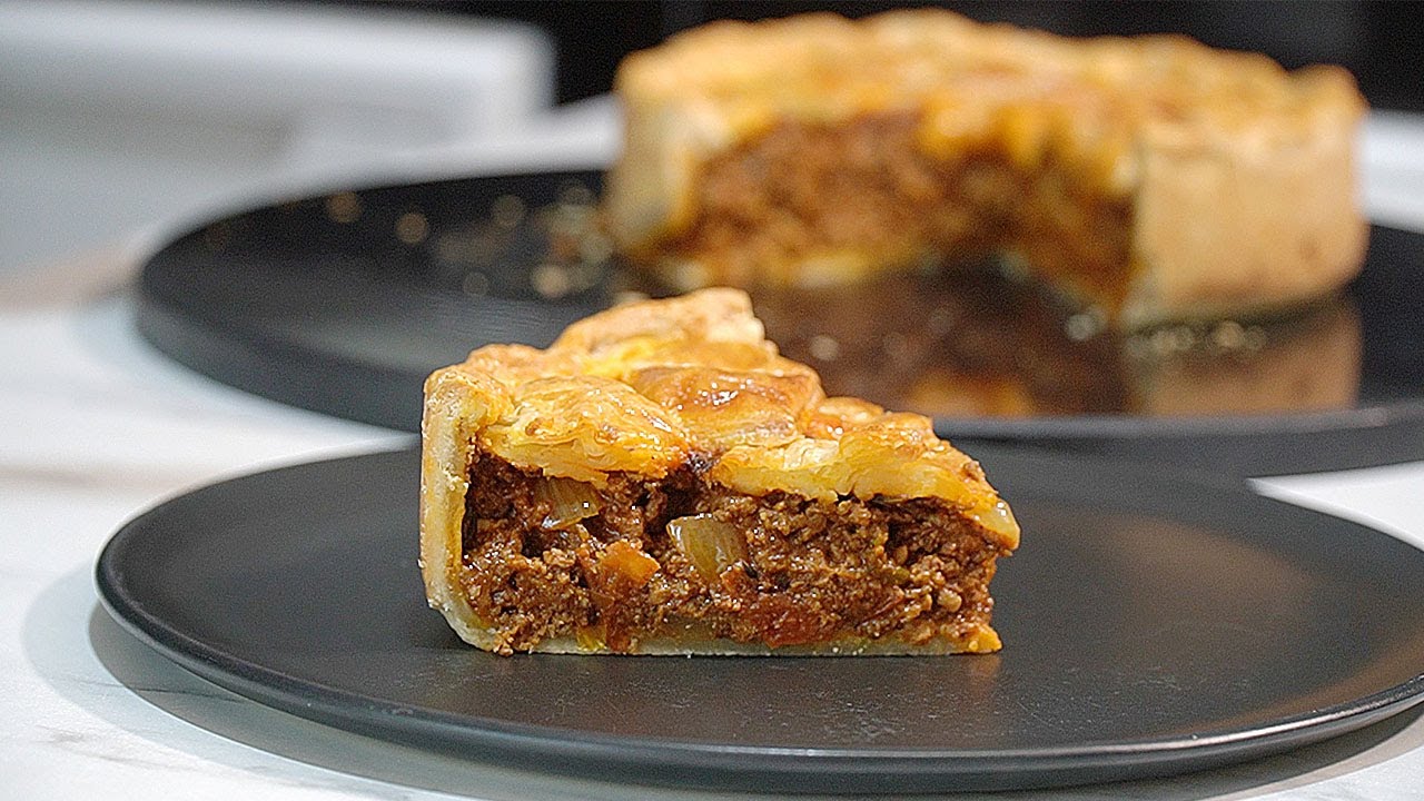 BEEF KEEMA PIE & Cucumber mint Raita