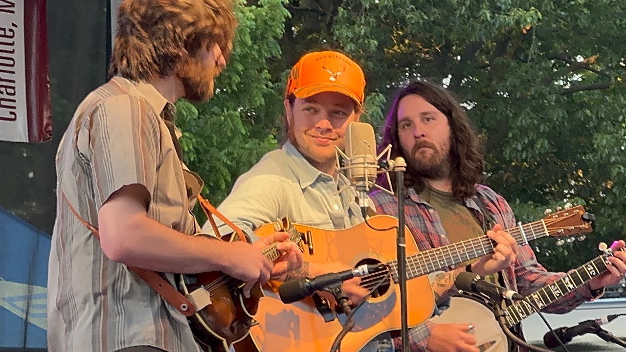 Billy Strings “John Deere Tractor” 6/19/25 Charlotte Bluegrass Festival