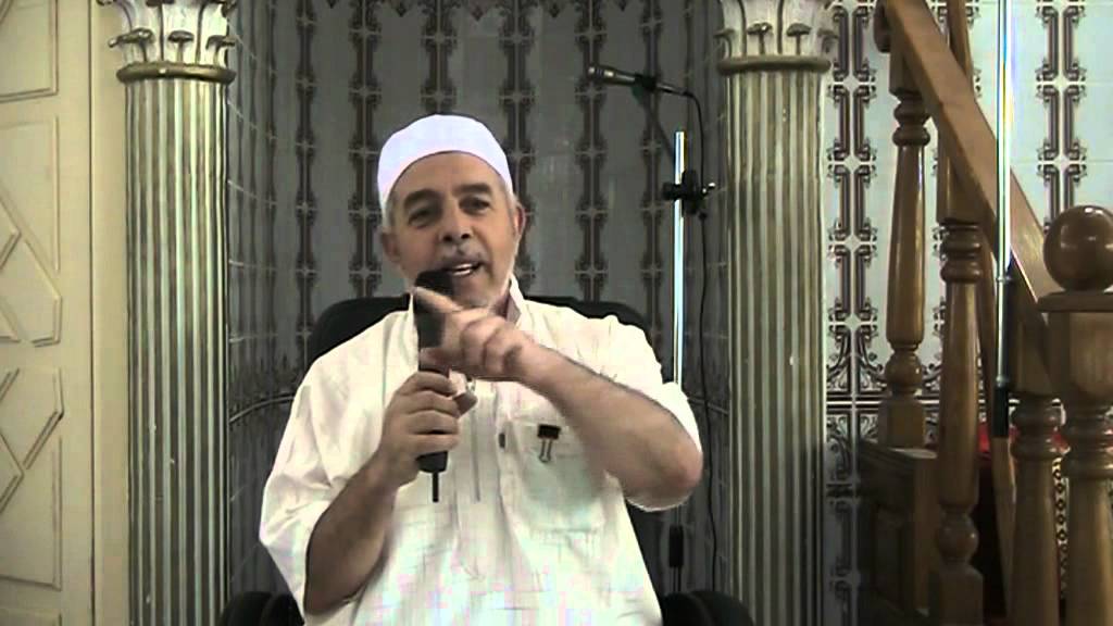 الدكتور مصطفى شريقن ( مسجد التقوى حاسي الرمل )