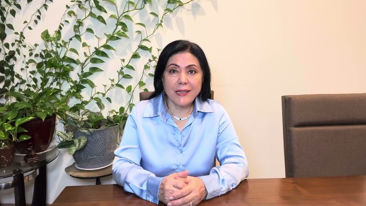 شوهر سابقم بعد از دوسال برگشته میگه هنوز دوستید دارم 🤷‍♀️