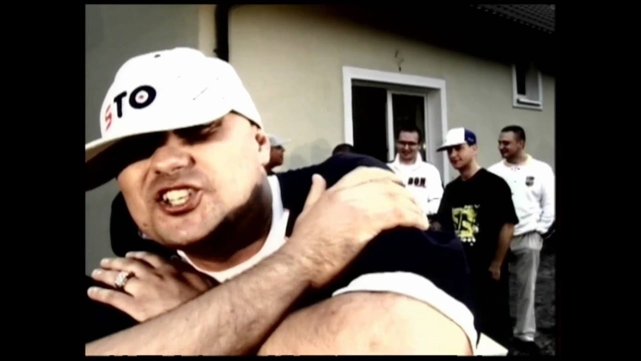 Pih ft. Dwie Asie - Cokolwiek (prod. Waves)