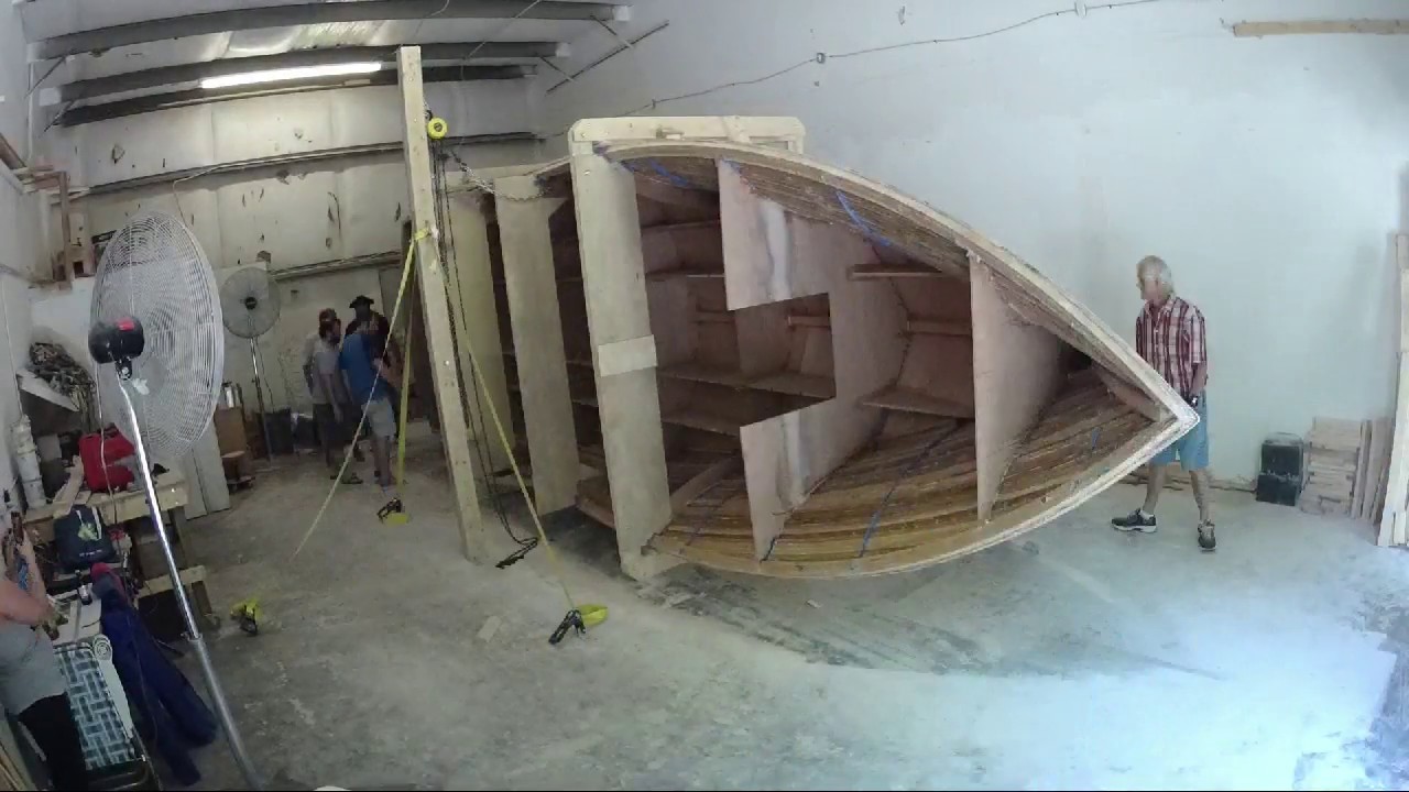 Sportfisherman 26 Hull Turning