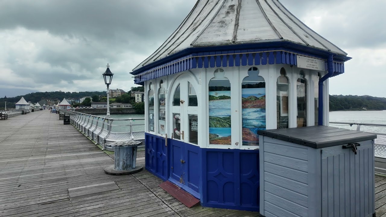 BANGOR GARTH PIER - 2nd longest pier in Wales - wonderful views