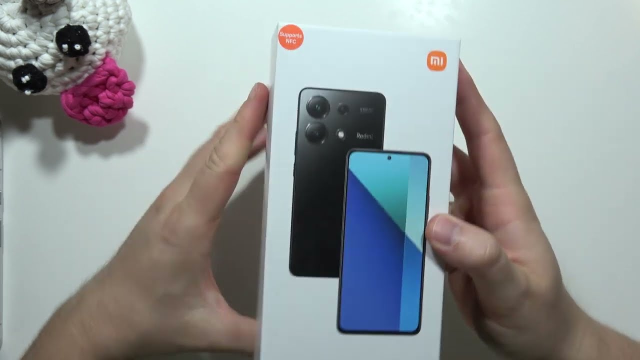 Unboxing of Redmi Note 13 from EU Distribution (Box Accessories, Phone Design, Inputs)