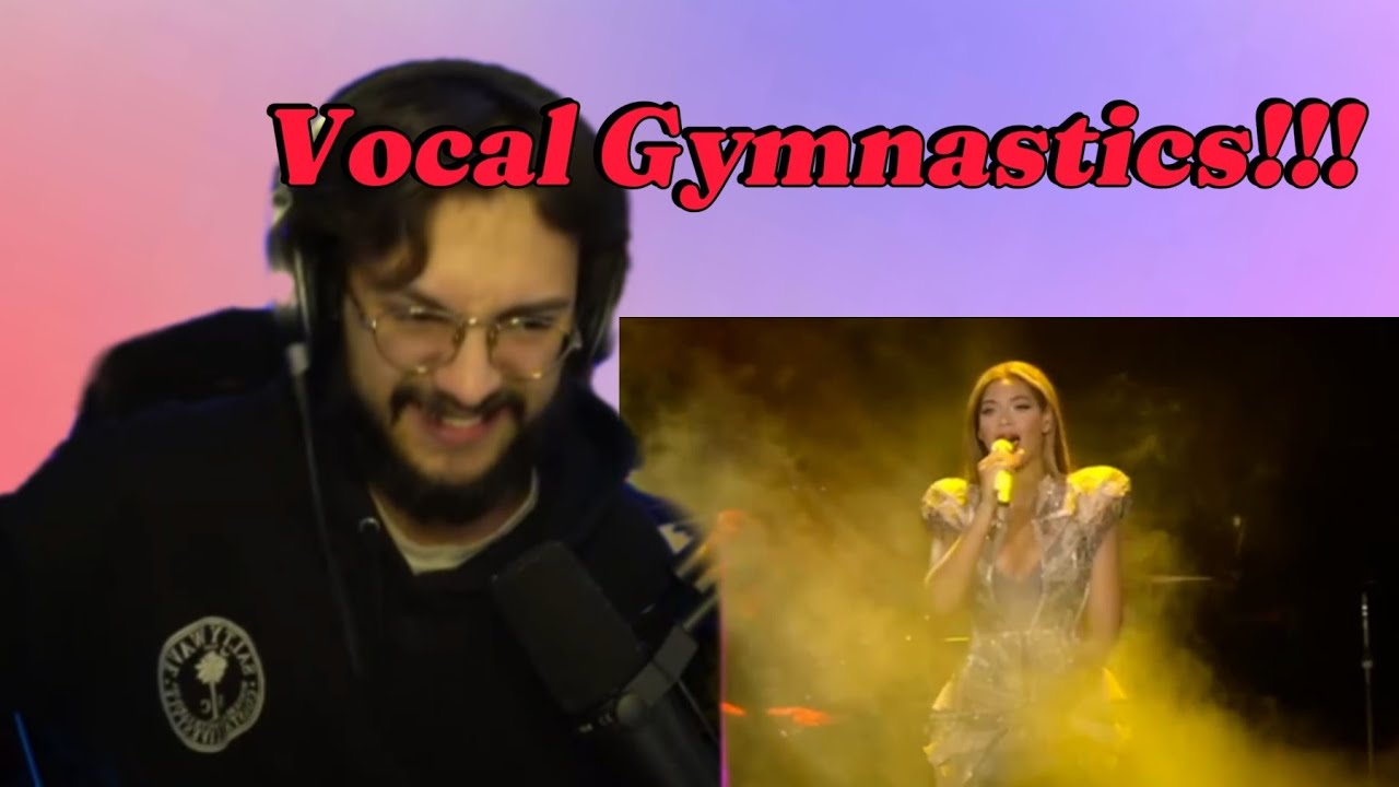 Pure Vocal Gymnastics!! | MUSICIAN REACTS TO Beyoncé - Sweet Dreams Medley