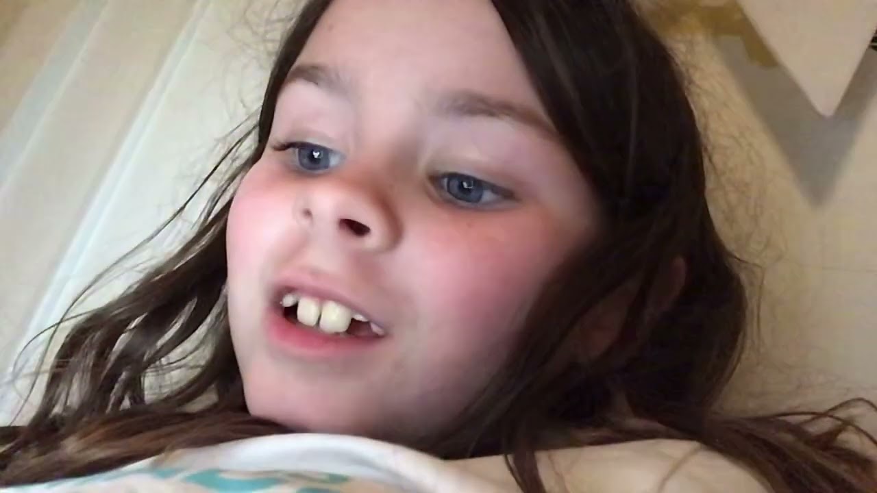 Story time about me and Abbie’s day at school!watch to the end