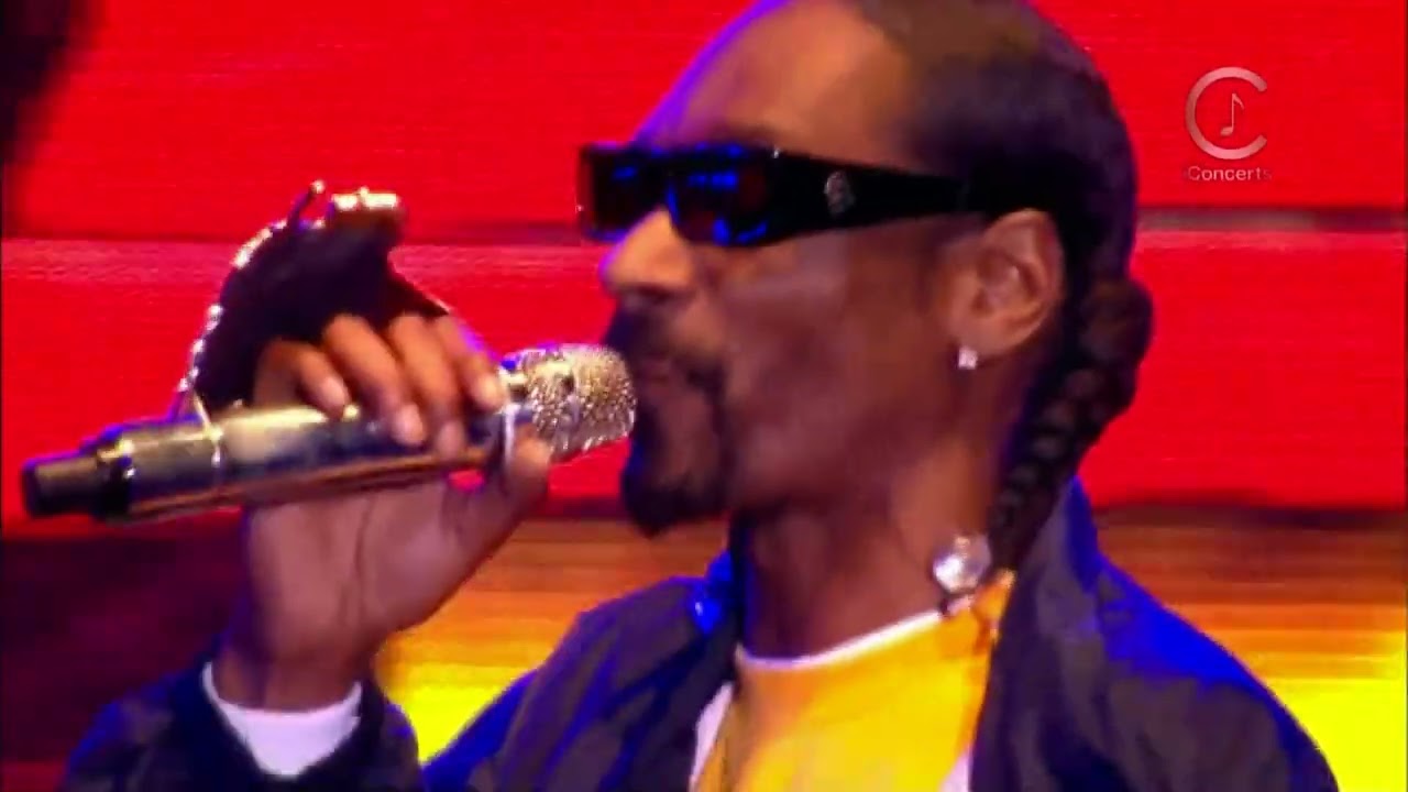 Snoop Dogg - Live at Lovebox Festival, 2011