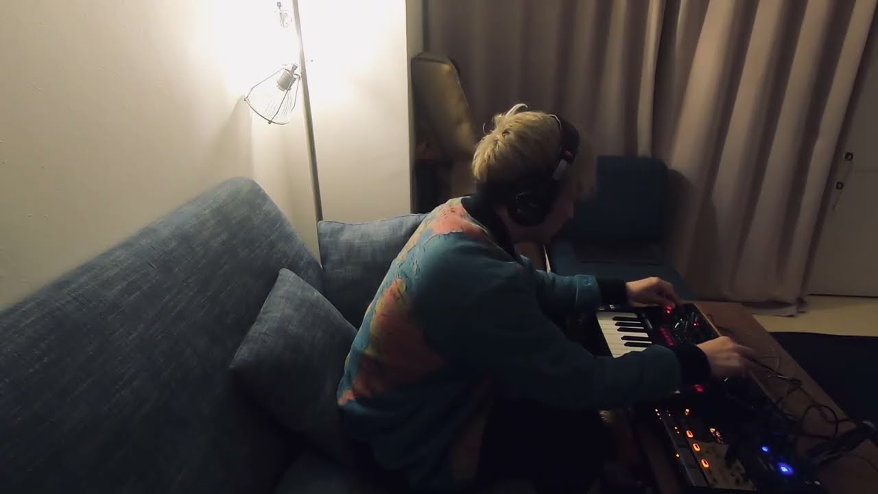 KORG monologue , volca drum , monotron duo