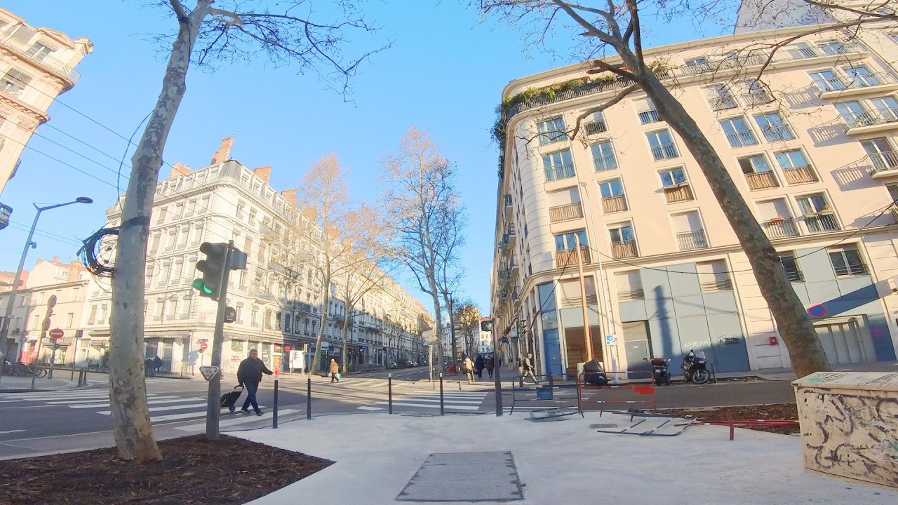 Winter Life in Lyon, France | 4K Walking Tour ❄️🇫🇷
