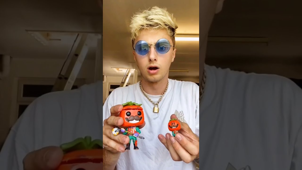 Fortnite Tomato Head #shorts #gifts #games