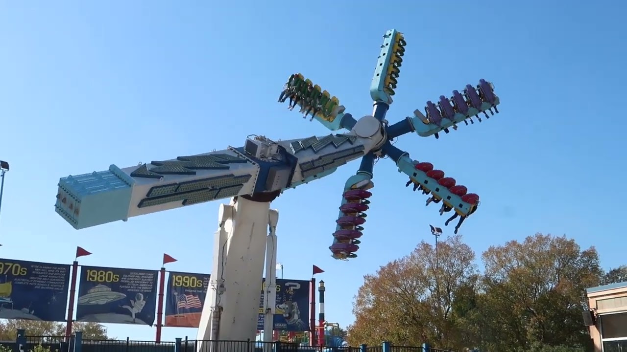 Electro-Spin Off Ride - Carowinds - Copyright Free Footage