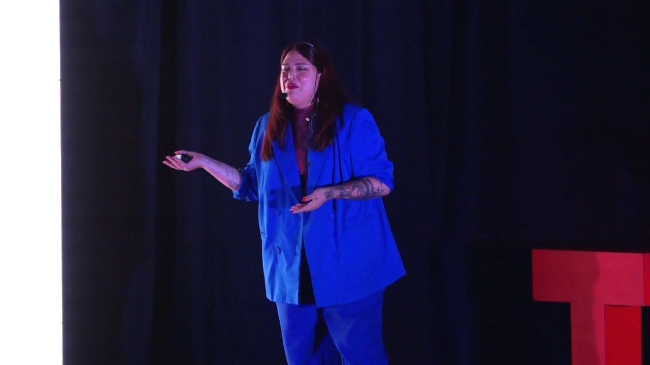 El dibujo como herramienta de conexión comunitaria  | Karen Tapia | TEDxAntofagasta