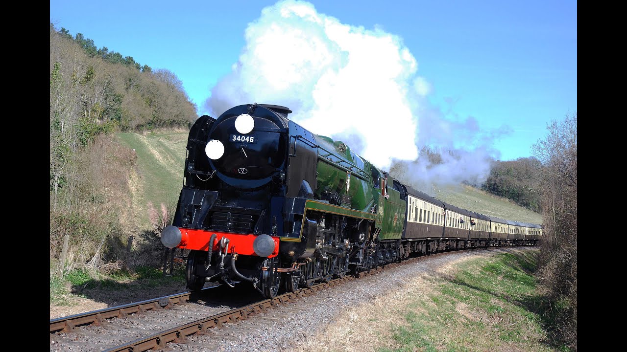 EASTLEIGH 100 TRIBUTE - A TRIBUTE TO EASTLEIGH BUILT LOCOMOTIVES OF THE SOUTHERN RAILWAY