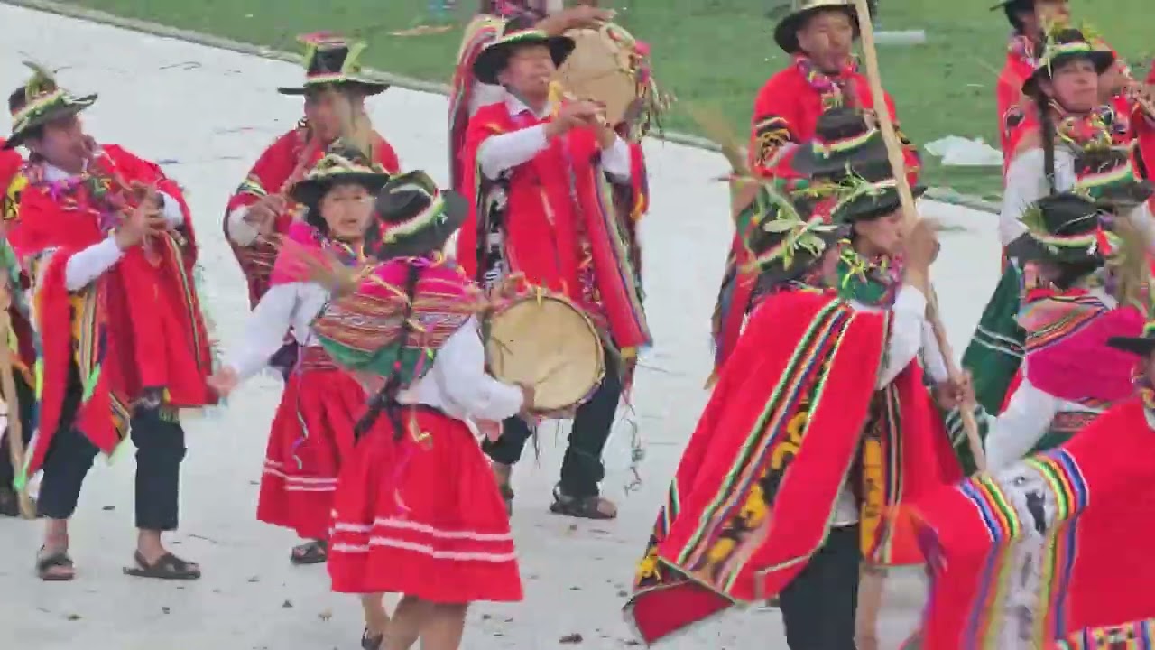 CCOTRO RUNCUHUASI PRIMER PUESTO CATEGORÍA RURAL