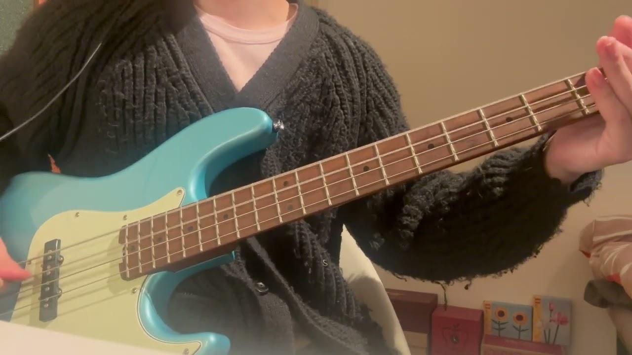 『215日目』The Beatles の「Help!」をベースで弾いてみた