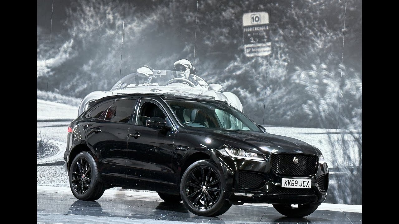 Jaguar F-PACE 2.0 D180 Chequered Flag SUV 5dr Diesel Auto AWD Euro 6 (s/s) (180 ps)