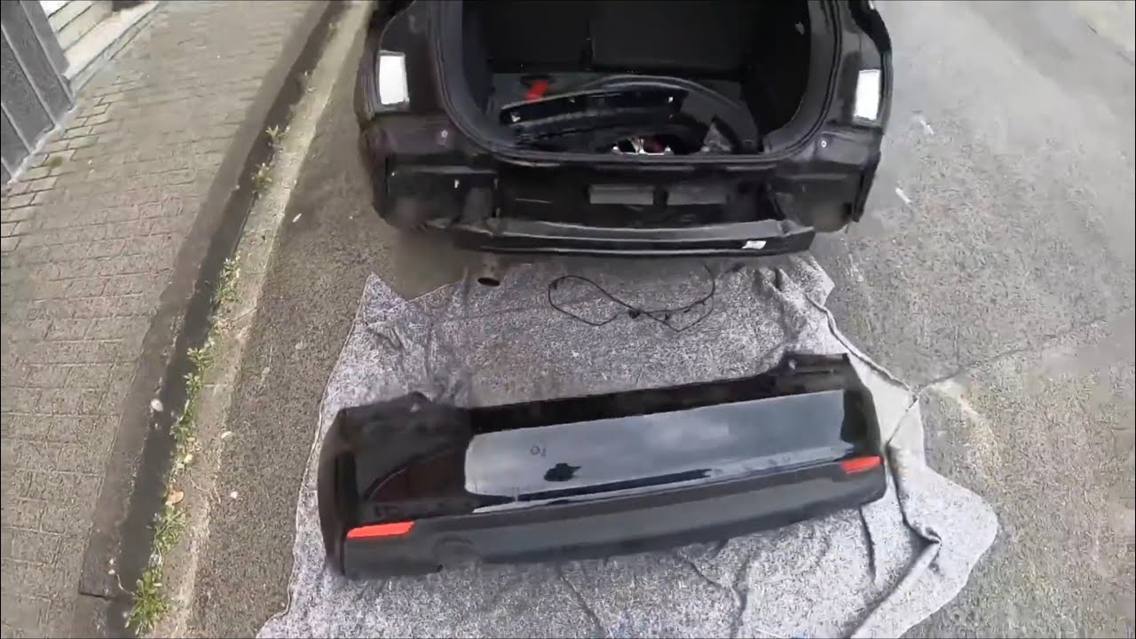 PKW Heckschürze wechseln AUDI A1 / S1 Sportback hintere Stoßstange montieren KFZ Schürzen Anleitung
