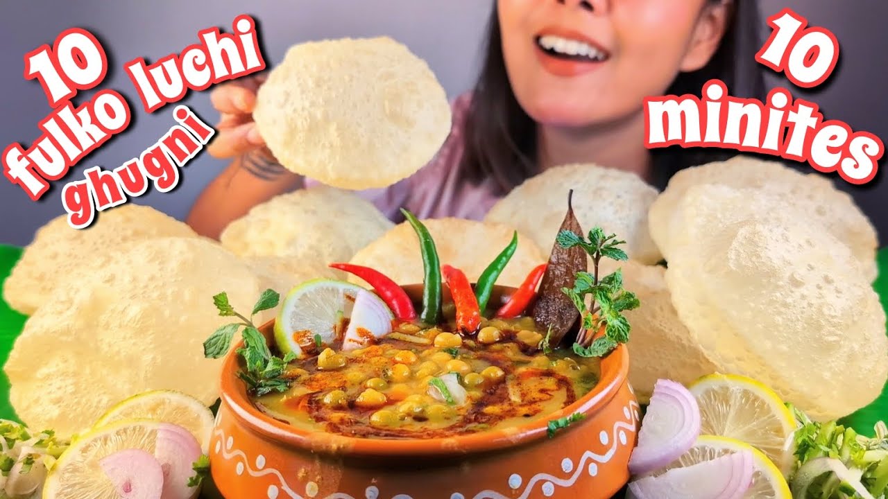 EATING 10 SOFT FULKO LUCHI WITH SPICY GHUGNI IN 10 MINUTES CHALLENGE MUKBANG | BENGALI LUCHI GHUGNI