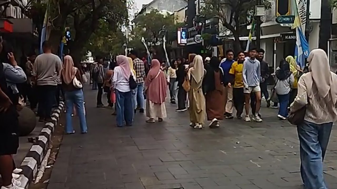 Situasi jalan Braga hari ini 