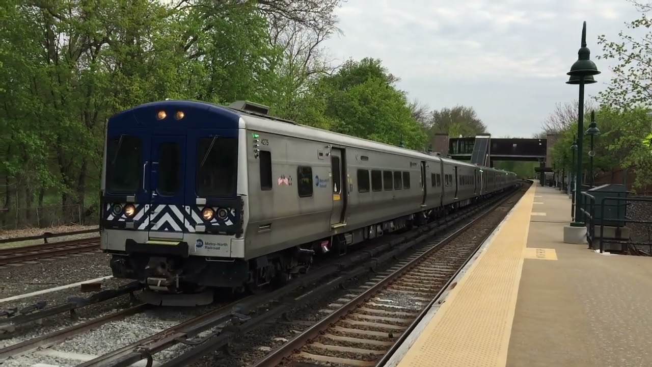 Morning Rush Metro-North Trains at Crestwood, NY (4/20/23)