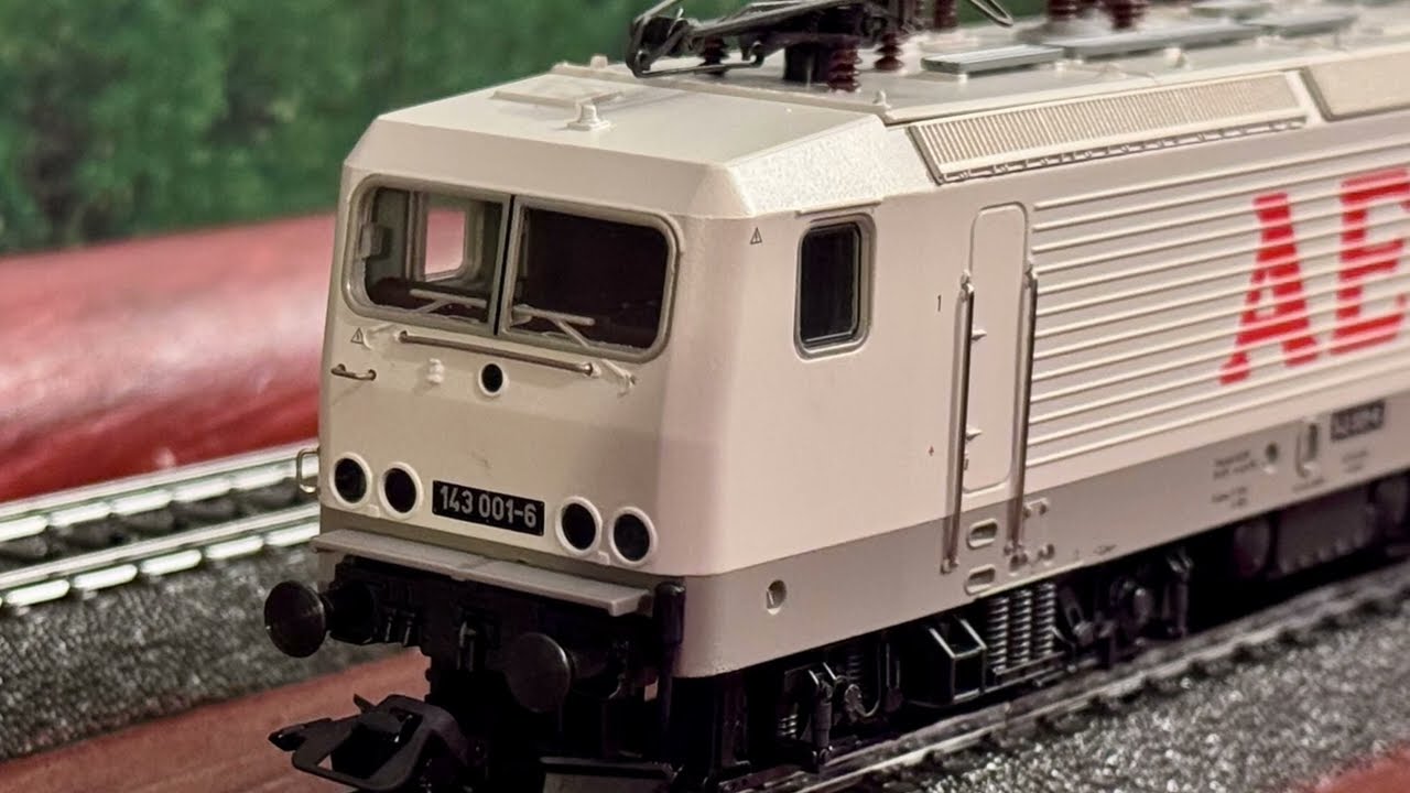 M&auml;rklin BR143 001 &bdquo;Die wei&szlig;e Lady&ldquo;