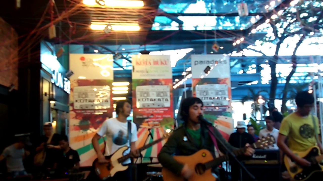 Stargazer Laila's Lounge (live)