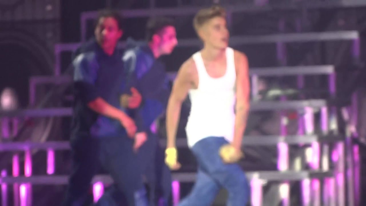Justin bieber believe tour  liverpool boyfriend baby