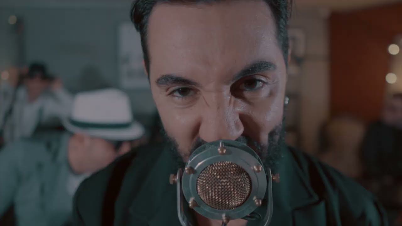 Sabba - Pigliate na pastiglia (Renato Carosone) live @ Soundinside Records