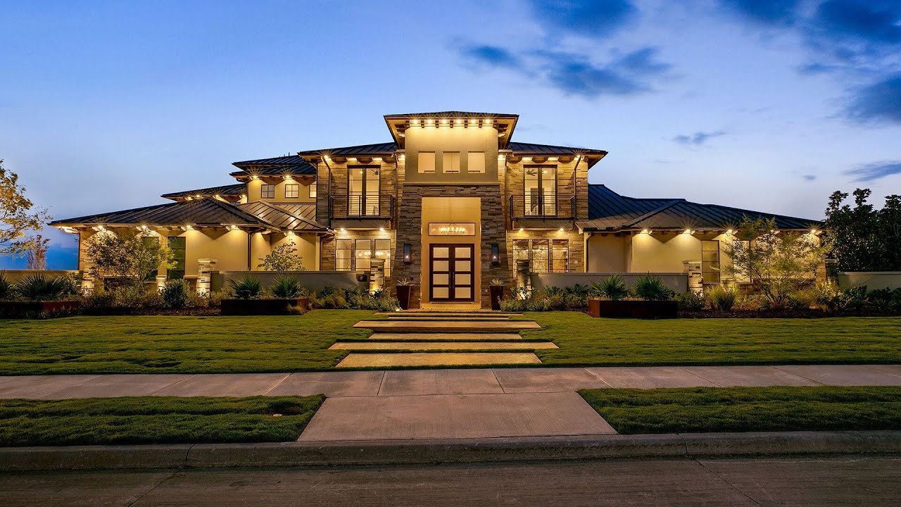 This $7.2m Frisco Hilltop home is the best in entertaining with putting green and basketball court