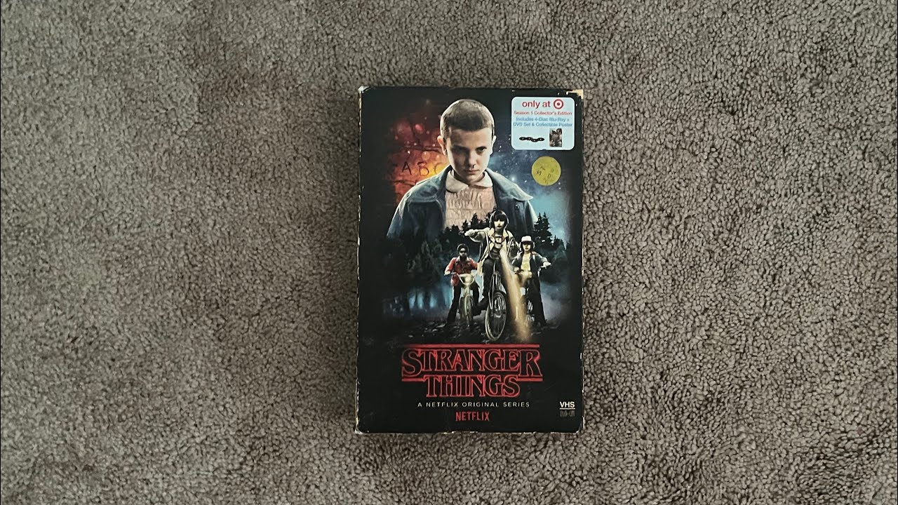 Stranger Things season 1 Blu ray VHS unboxing 