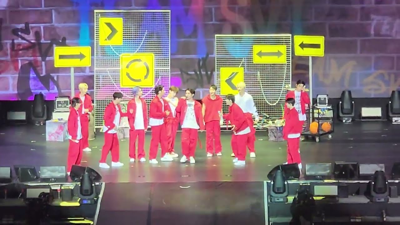 SEVENTEEN World Tour 'Be The Sun' in Manila 221009 | Skit, MANSAE, LEFT & RIGHT, AJU NICE