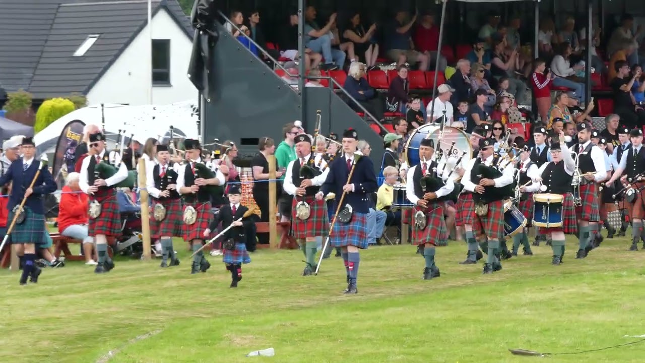 Bridge of Allan Highland Games 2025, Closing March Past.