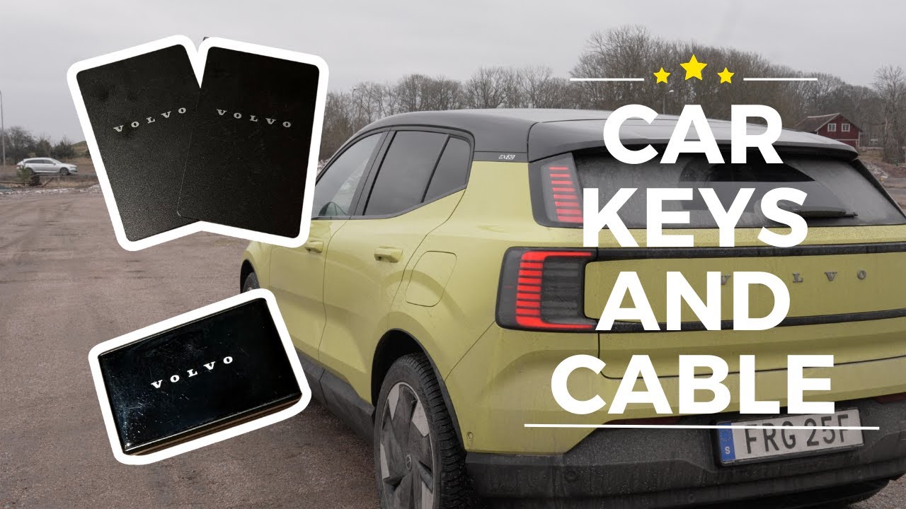 Volvo EX30 — ключи и кабель в комплекте с автомобилем