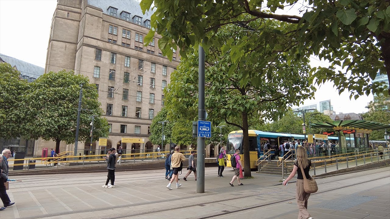 Manchester's St Peter's Square Walking Tour 4K