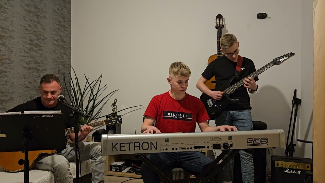 Zarzucę płaszcz 🎸🎸