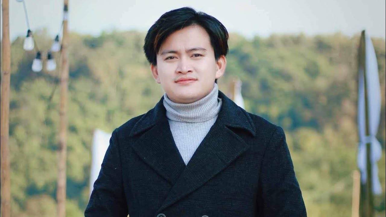 ဆောင်းညသက်သေ❄️❄️🧡🧡