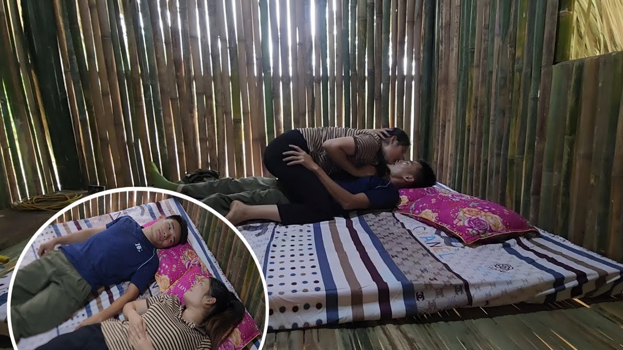 The policeman's first time. The single mother took the initiative to lie on top.