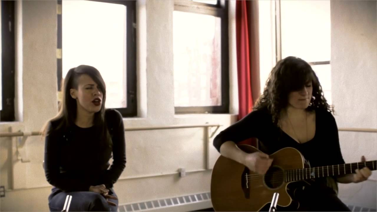 Cèlia Pallí - So Far (Acoustic)