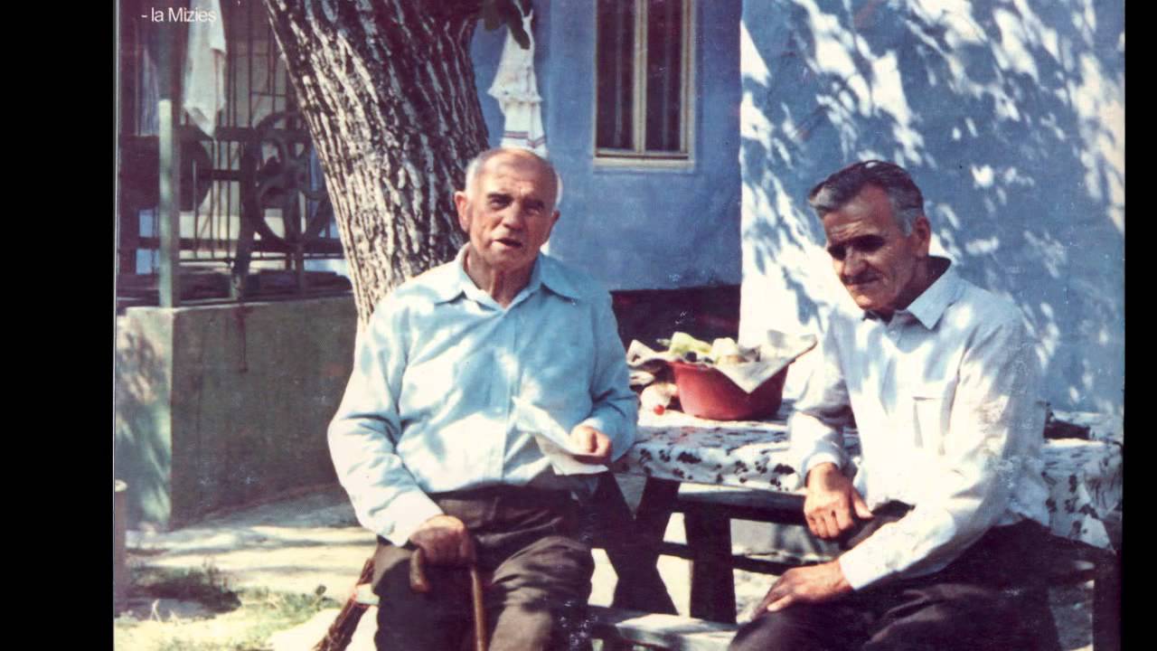 Gicu, Cornel şi fratele Traian - Îndatorat, Isuse Doamne - mel Gicu şi Cornel Petrescu