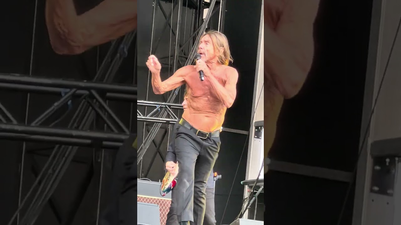 👕🎤 Red Hot Chili Peppers ft. Iggy Pop Is the Unquestioned Highlight Tonight 