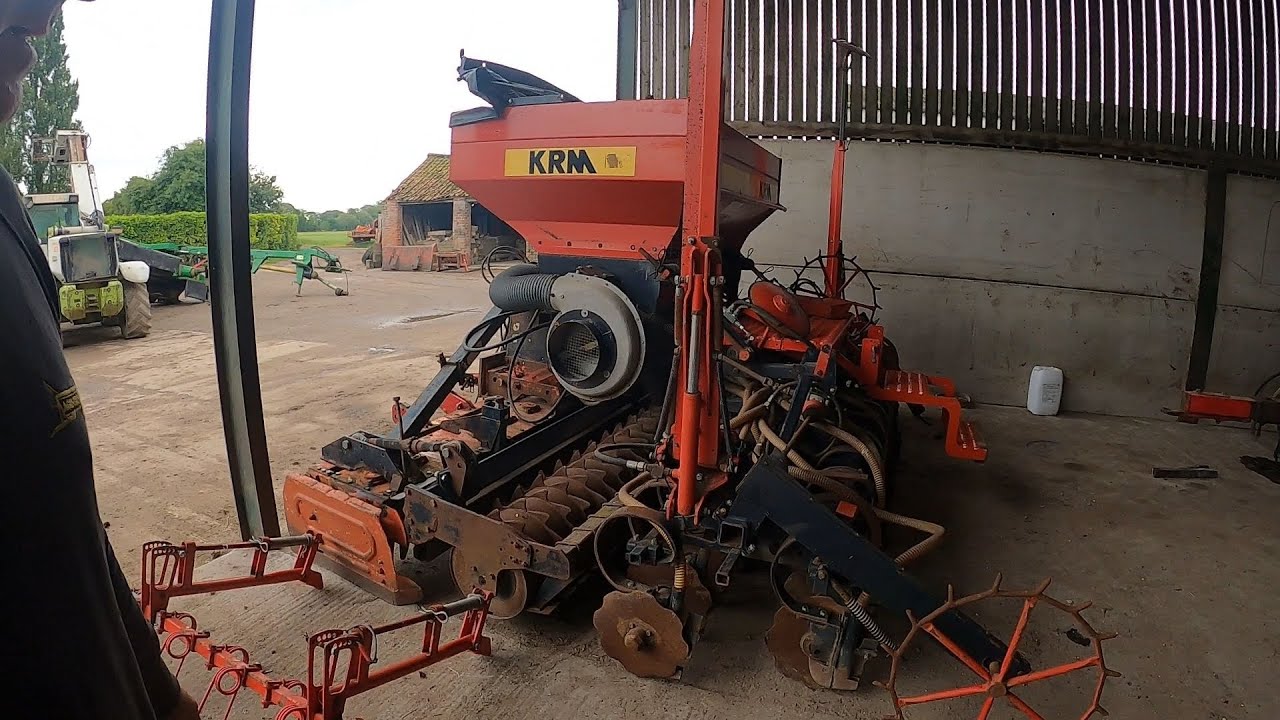 Feeding Cattle , Mowers , Krm Drill