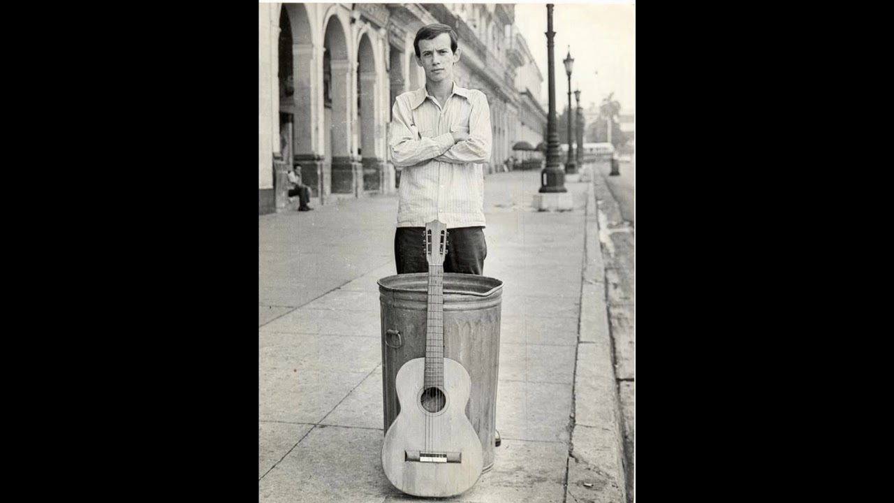 Silvio Rodríguez - Siempre muy de mañana