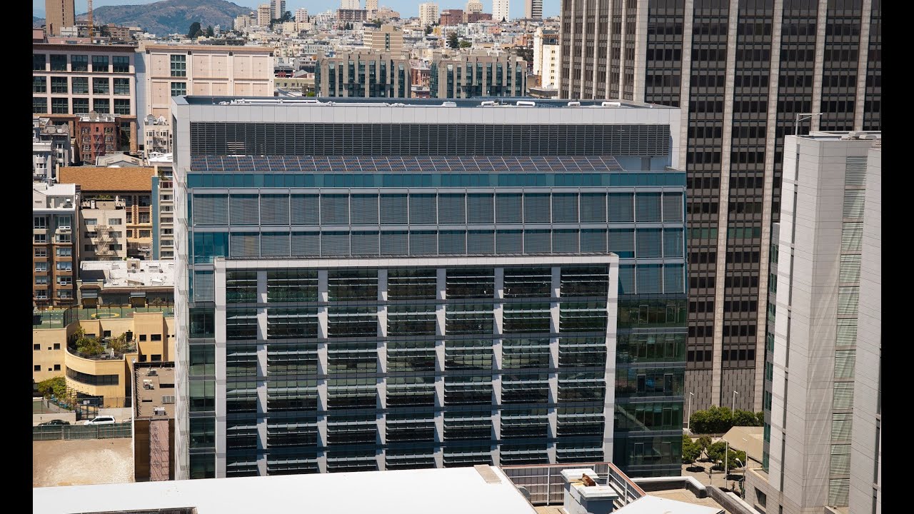 Smart Building: Pioneering Sustainable Design & Construction