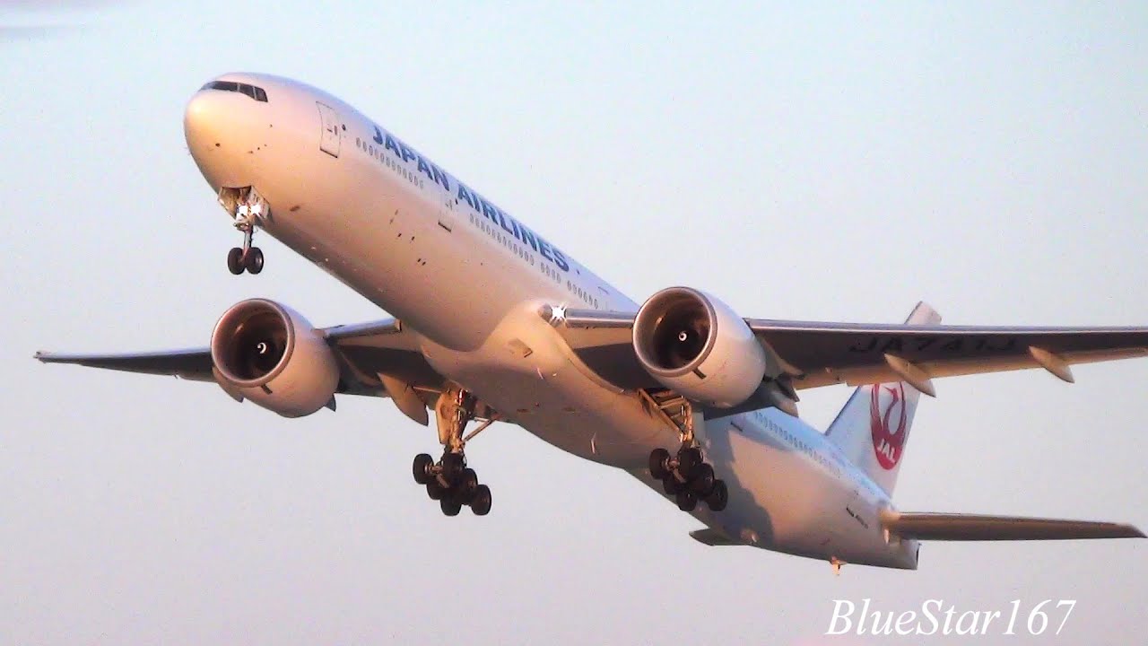 Japan Airlines Boeing 777-300ER (JA741J) takeoff from ITM/RJOO (Osaka - Itami Int'l) RWY 32L