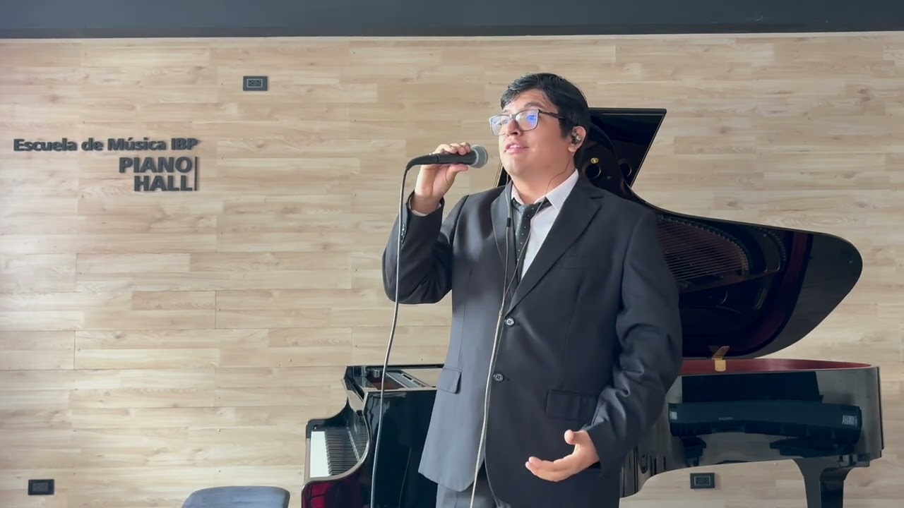 Joseb Sanchez performs My way by Frank Sinatra