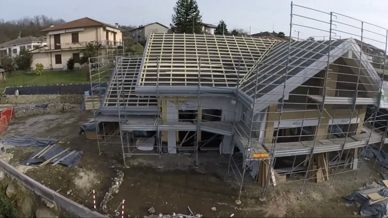 CASA DI LEGNO DALLA PLATEA AL TETTO GREZZO prezzi e tempi per le case di legno wooden house