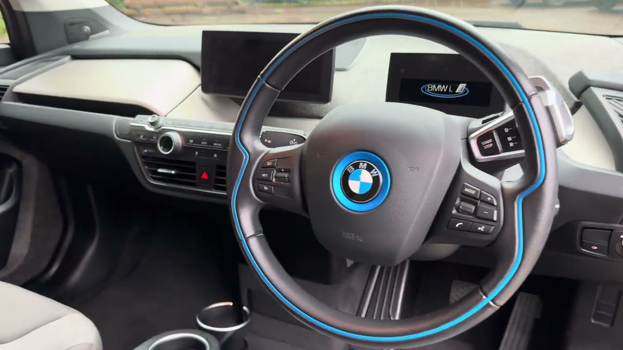 2022 (22) BMW i3S in Imperial Blue metallic. 