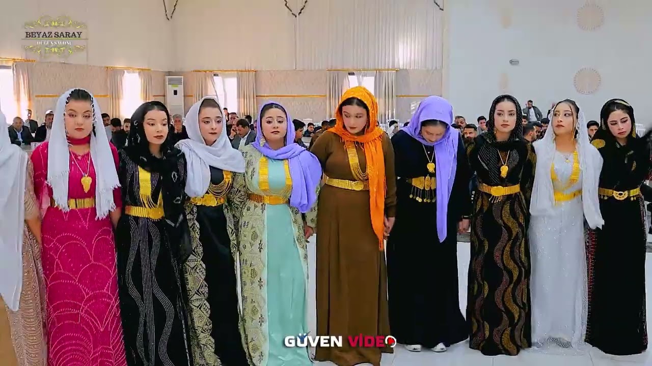 Fener Ailesi - K&uuml;bra & Mehmet Ali - Part 1 Beyaz Saray Foto g&uuml;ven