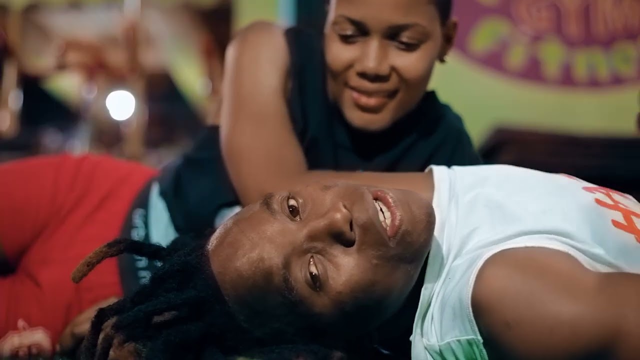 Robby Voice Tz - Falling in Love (Official Music Video) 4k