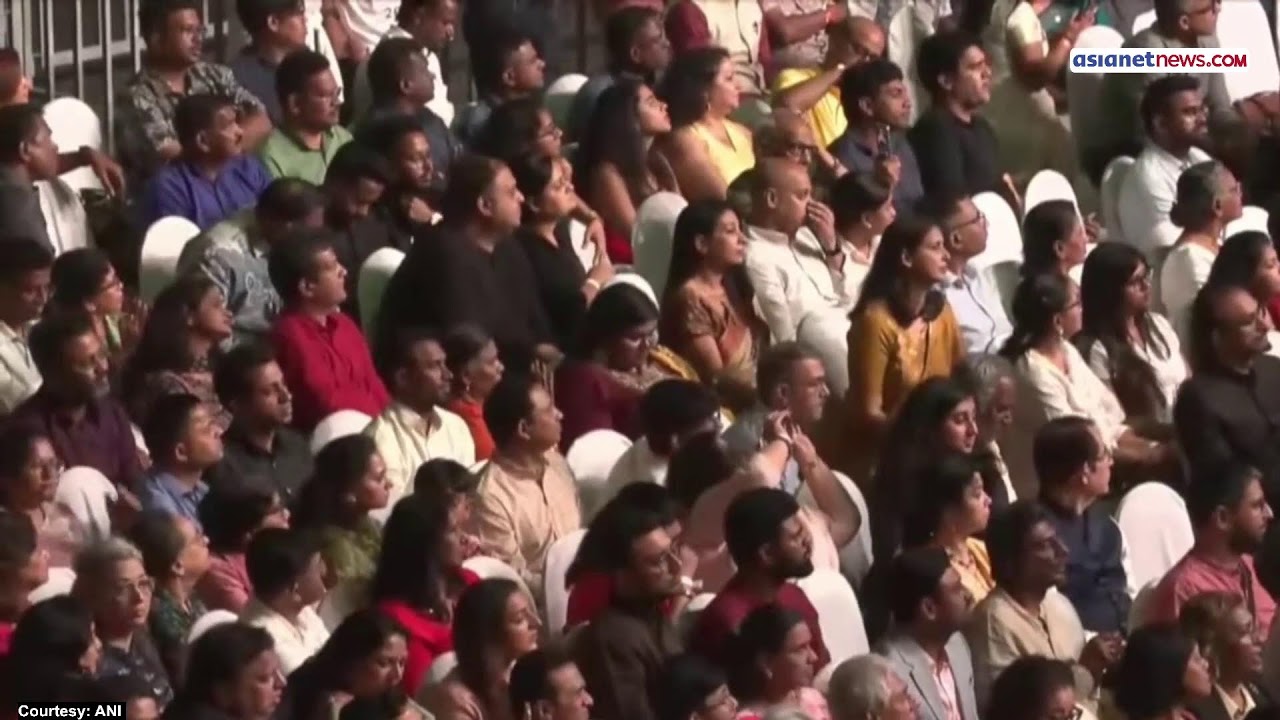 LIVE: कुआलालंपुर में भारतीय समुदाय कार्यक्रम में मलेशियाई PM Ibrahim और PM Modi शामिल | MIECC
